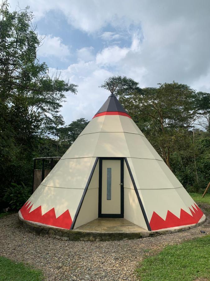 Tente de luxe Bosque De Aventura & Glamping Refugio Del Bosque