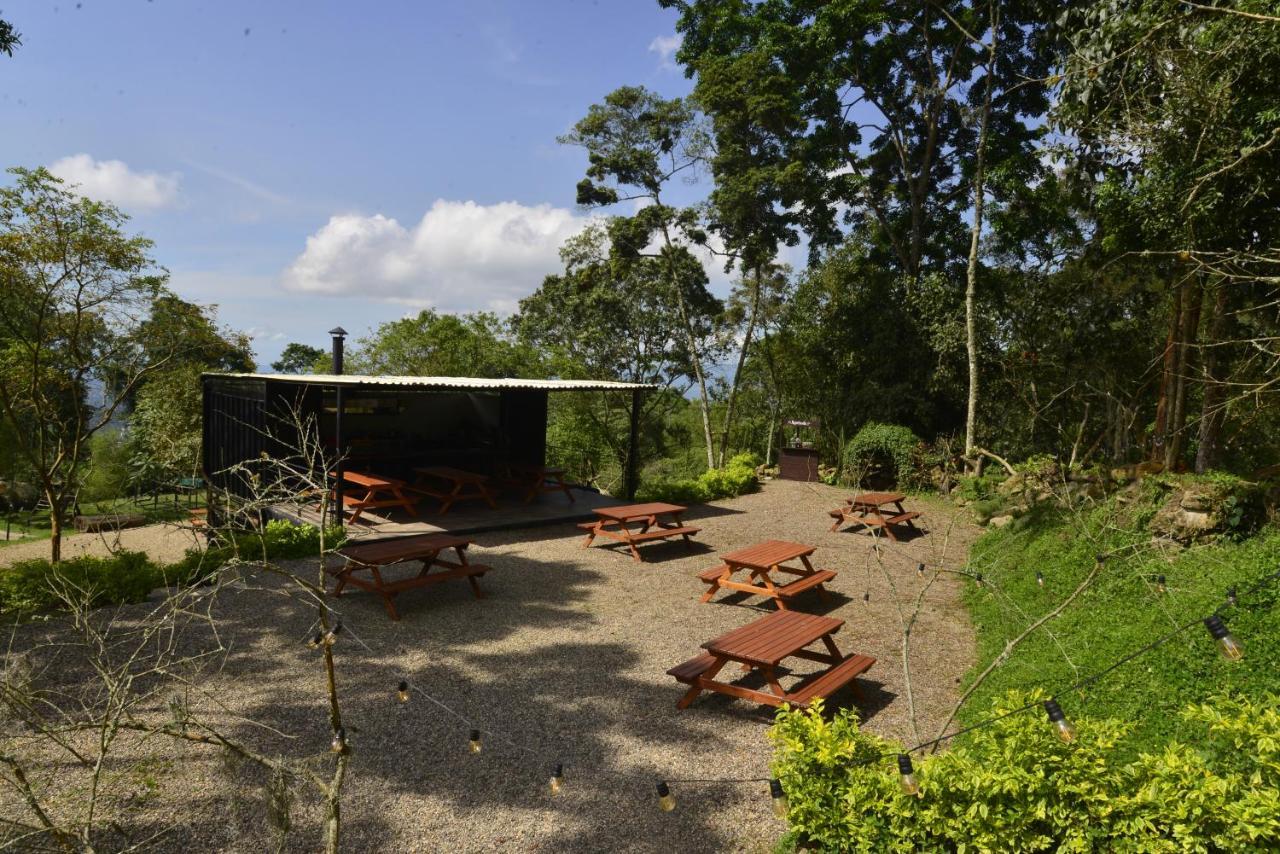 Bosque De Aventura & Glamping Refugio Del Bosque Tente de luxe La Mesa (Tequendama)