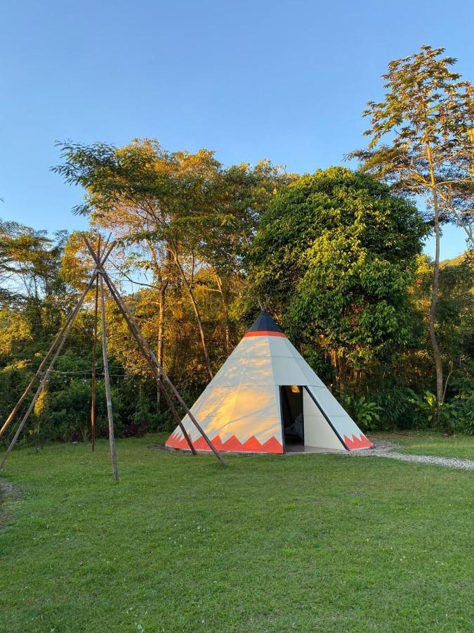 Refugio Del Bosque Glamping La Mesa (Tequendama)