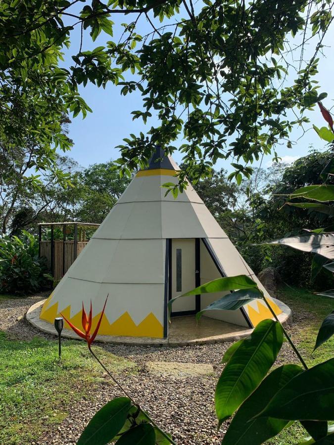 Campo de lujo Refugio Del Bosque Glamping La Mesa (Tequendama)